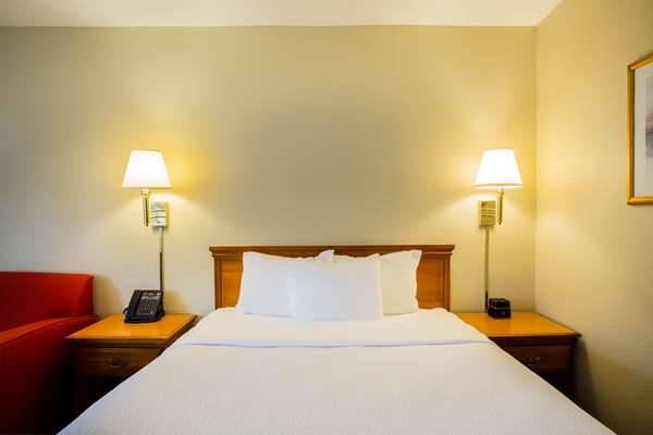  - La Quinta Inn & Suites St Albans