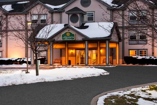 Exterior view - La Quinta Inn & Suites St Albans