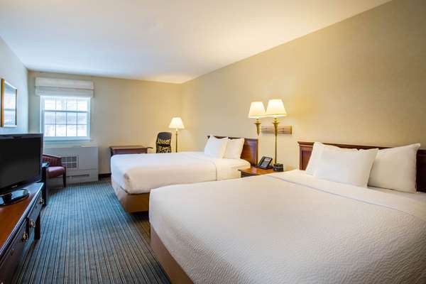  - La Quinta Inn & Suites St Albans