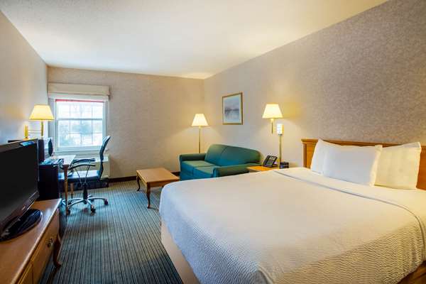  - La Quinta Inn & Suites St Albans