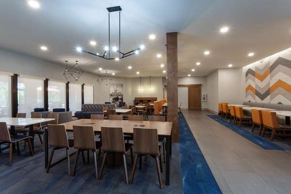 Restaurant - La Quinta Inn & Suites Sanibel Fort Myers