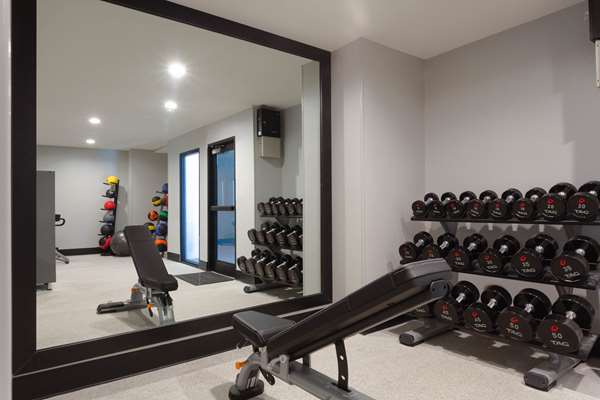 Fitness/ Exercise Room - La Quinta Inn & Suites Sanibel Fort Myers