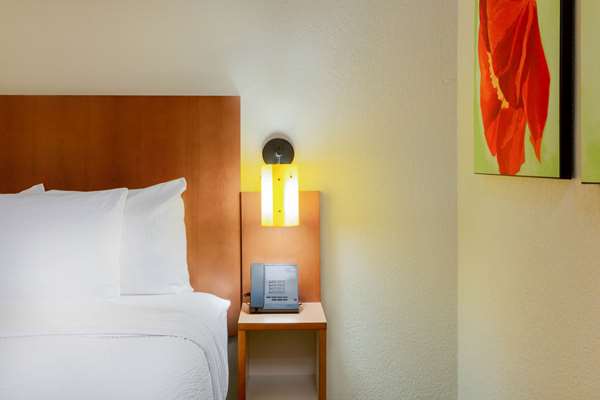  - La Quinta Inn Airport North Charlotte - I-85, Exit 33