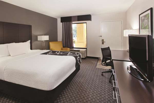  - La Quinta Inn & Suites West Ashley Charleston