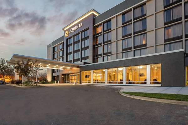 Exterior view - La Quinta Inn & Suites Rancho Cordova - US 50, Exit 18