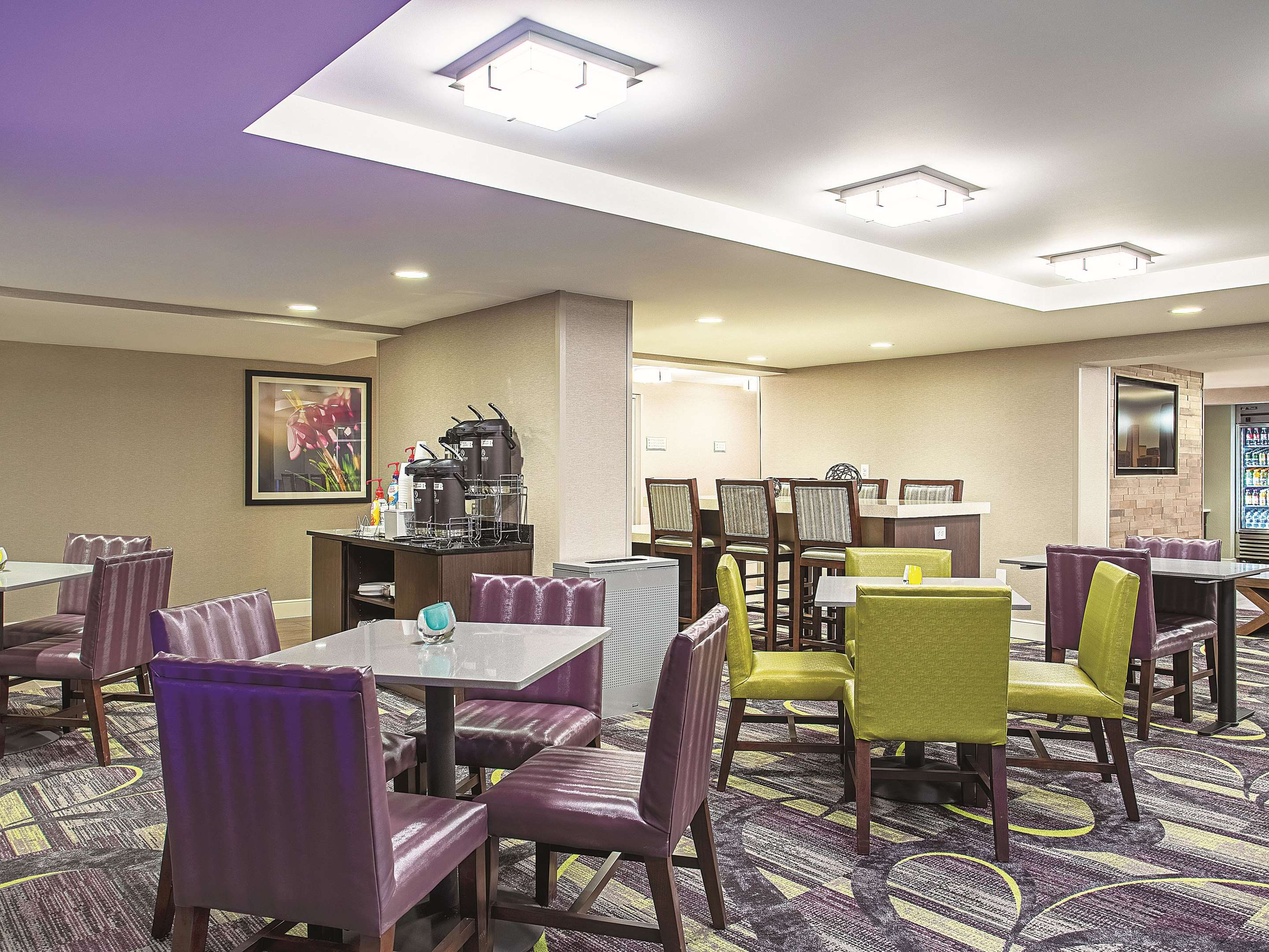 Property amenity | La Quinta Inn & Suites by Wyndham Baltimore N / White Marsh
