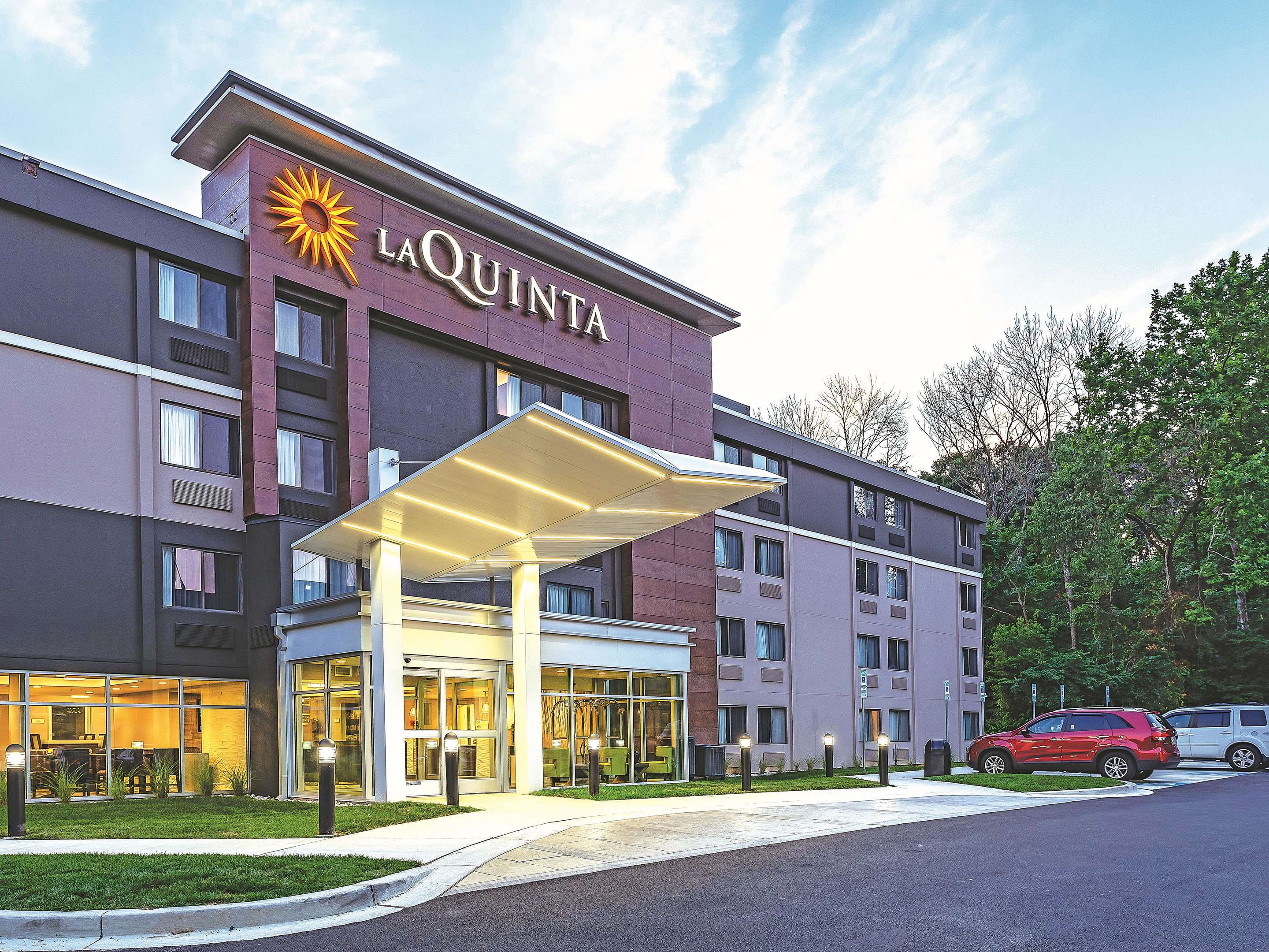 Exterior | La Quinta by Wyndham Columbia / Fort Meade