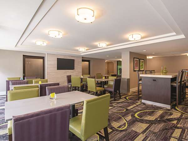  - La Quinta Inn & Suites Portland