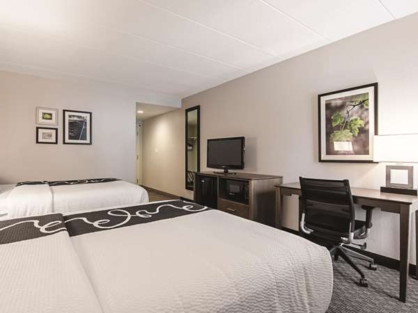  - La Quinta Inn & Suites Portland