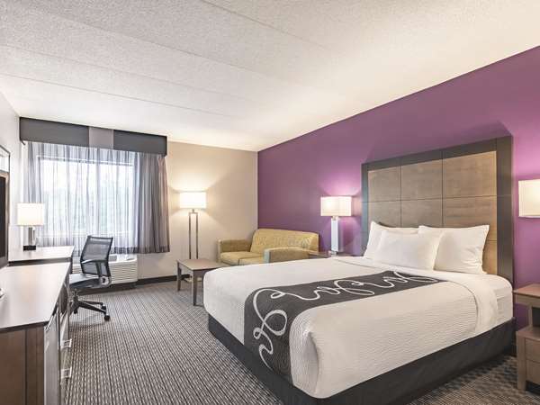  - La Quinta Inn & Suites Salem