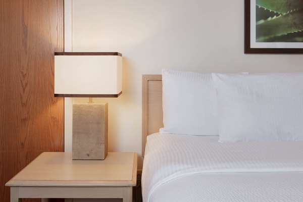  - La Quinta Inn & Suites Garden City