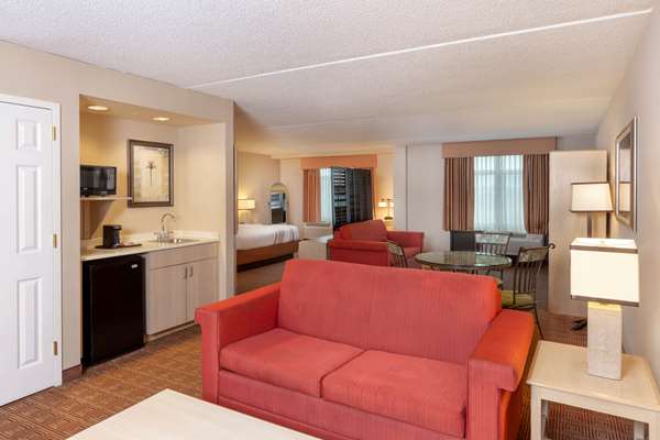 Suite - La Quinta Inn & Suites Garden City