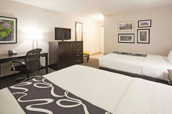  - La Quinta Inn Oshkosh - I-41, Exit 119