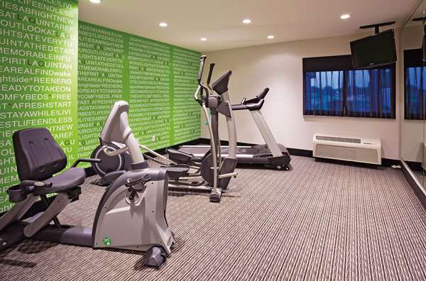Fitness/ Exercise Room - La Quinta Inn Oshkosh - I-41, Exit 119