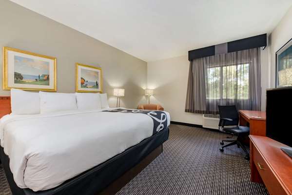  - La Quinta Inn East Tamarac