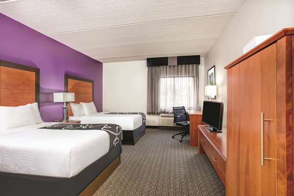  - La Quinta Inn & Suites Roswell