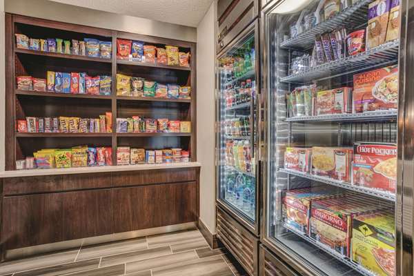  - La Quinta Inn & Suites Roswell