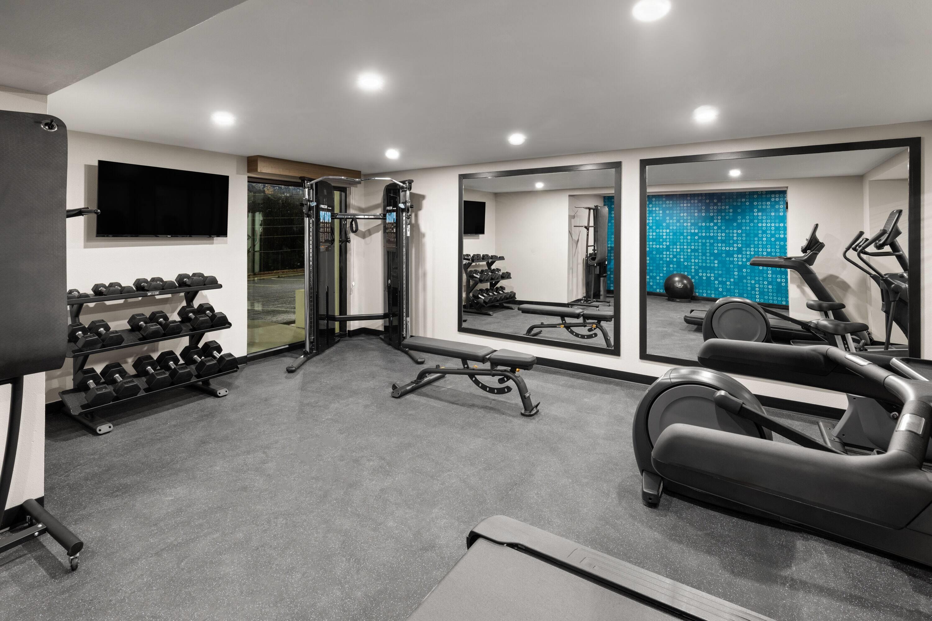 Health club fitness center gym | La Quinta Inn & Suites by Wyndham Atlanta Roswell