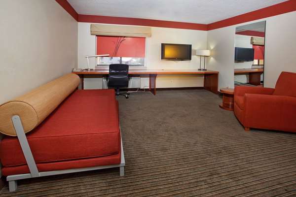 Suite - La Quinta Inn Columbus