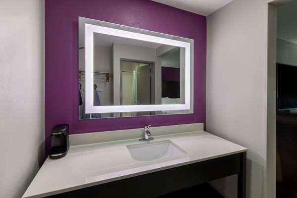  - La Quinta Inn Northwest Houston