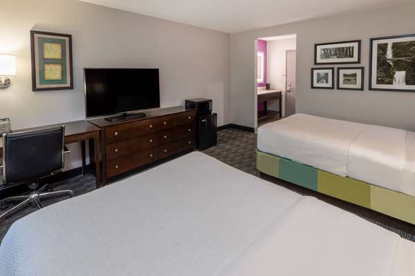  - La Quinta Inn Northwest Houston