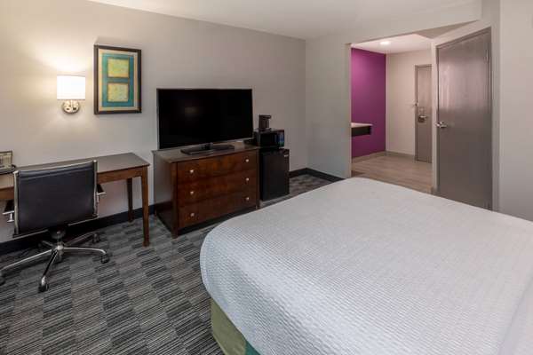  - La Quinta Inn Northwest Houston