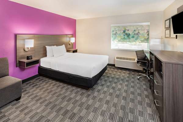  - La Quinta Inn Southwest Houston