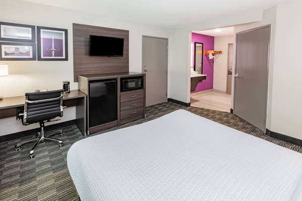  - La Quinta Inn Southwest Houston