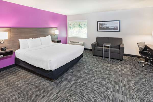  - La Quinta Inn Southwest Houston