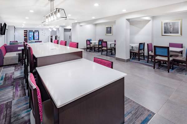  - La Quinta Inn Southwest Houston