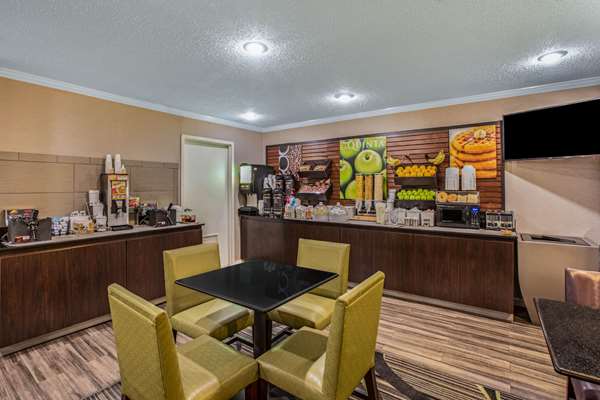  - La Quinta Inn & Suites North Little Rock