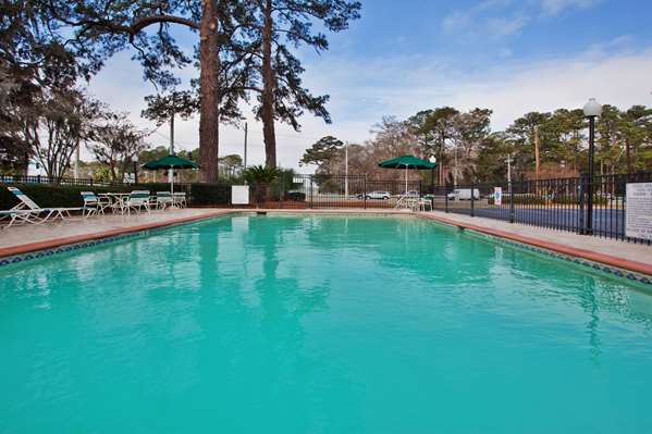 Pool - La Quinta Inn Southside Savannah