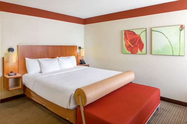  - La Quinta Inn Southside Savannah
