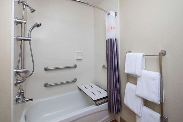  - La Quinta Inn Southside Savannah