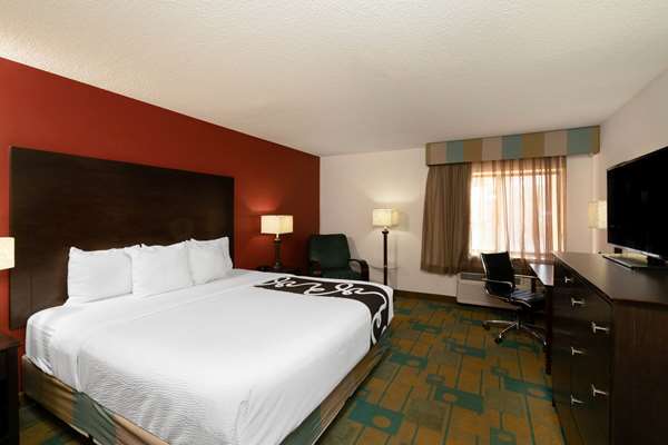 Suite - La Quinta Inn & Suites Airport Nashville - I-40, Exit 216