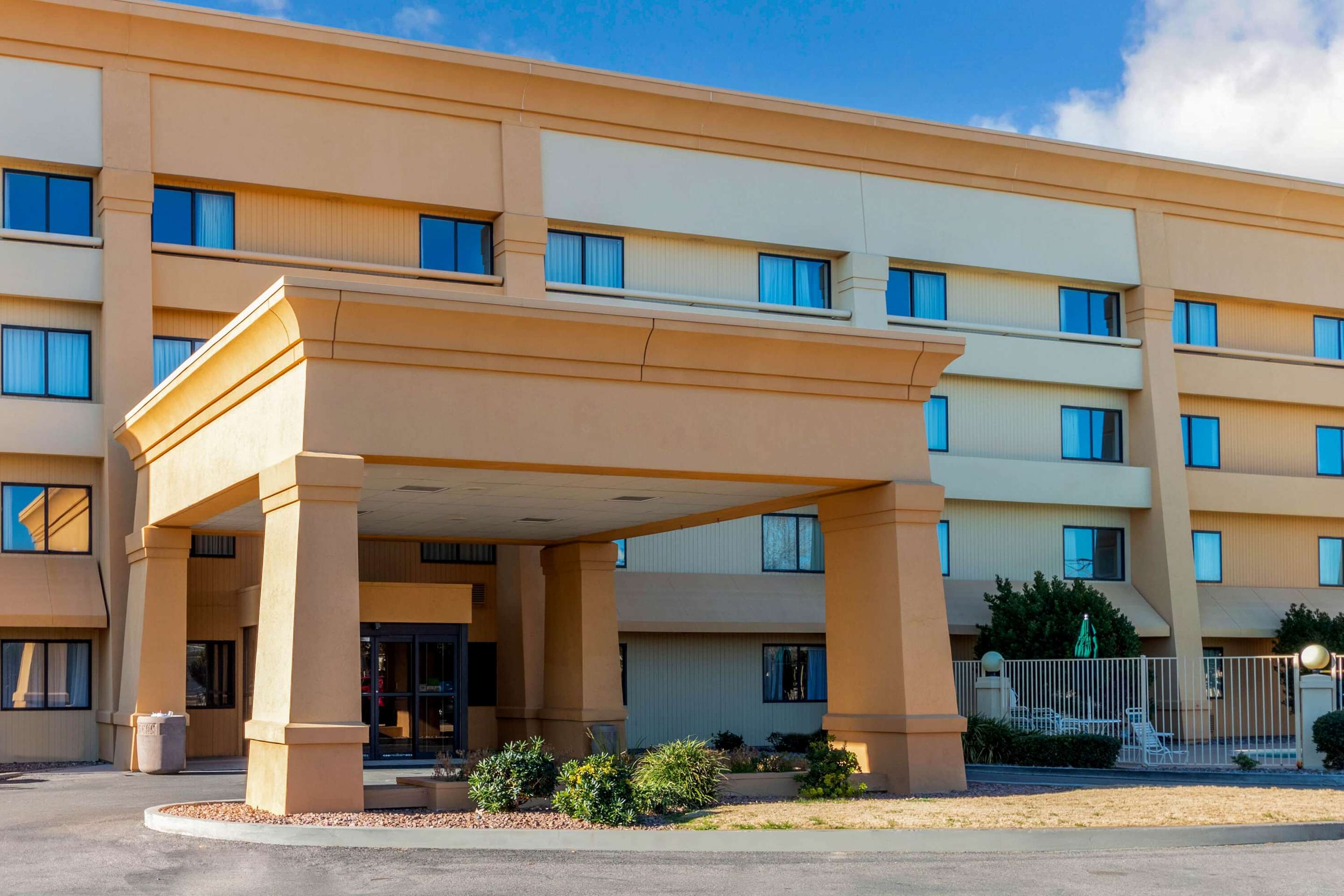 Exterior | La Quinta Inn & Suites by Wyndham Las Cruces Organ Mountain