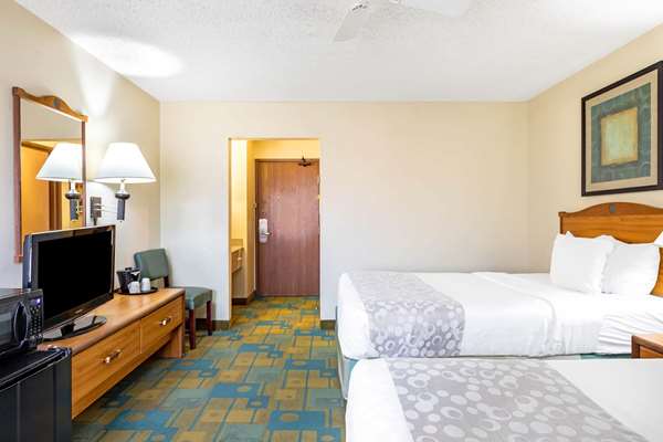  - La Quinta Inn East El Paso - I-10, Exit 28