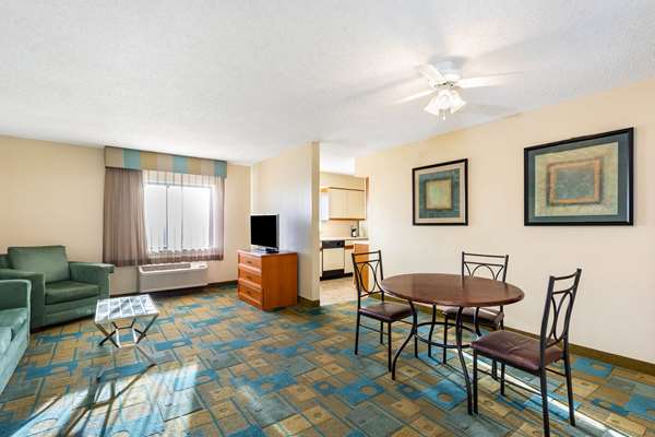 Suite - La Quinta Inn East El Paso - I-10, Exit 28