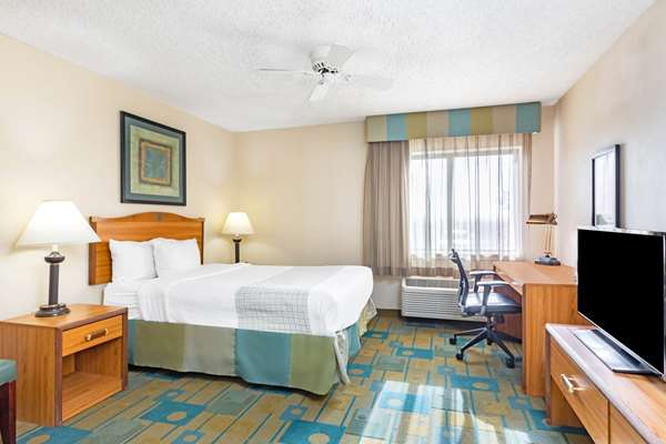  - La Quinta Inn East El Paso - I-10, Exit 28