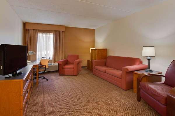 Suite - La Quinta Inn East Lakeland - I-4, Exit 33