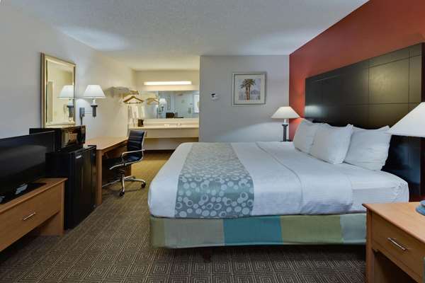  - La Quinta Inn Busch Gardens Tampa