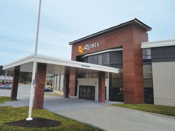 Exterior view - La Quinta Inn & Suites Andover