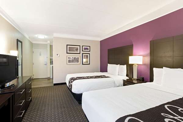  - La Quinta Inn & Suites Andover