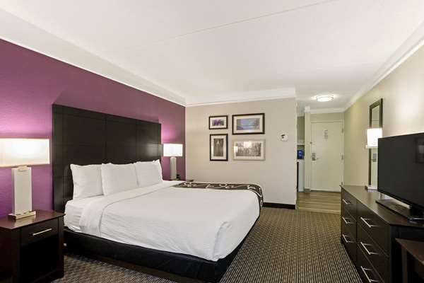  - La Quinta Inn & Suites Andover