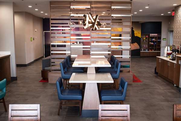  - La Quinta Inn & Suites Belton - I-35, Exit 292