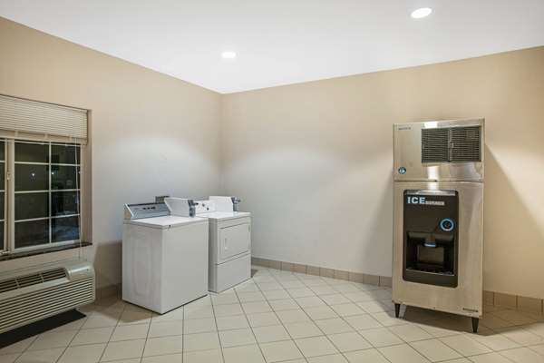 Amenities - La Quinta Inn & Suites Belton - I-35, Exit 292