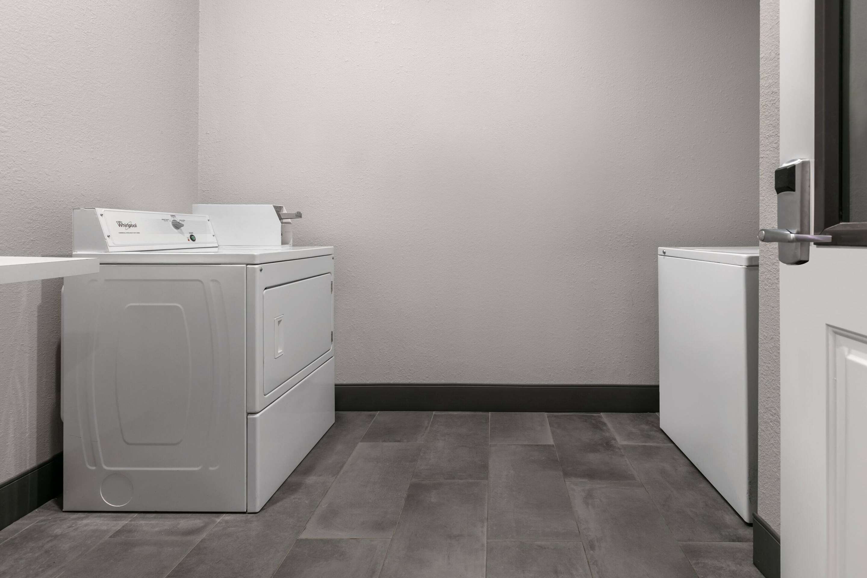 Laundry | La Quinta Inn & Suites by Wyndham Belton - Temple South