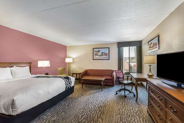  - La Quinta Inn Johnson City