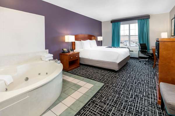  - La Quinta Inn & Suites Rockwall