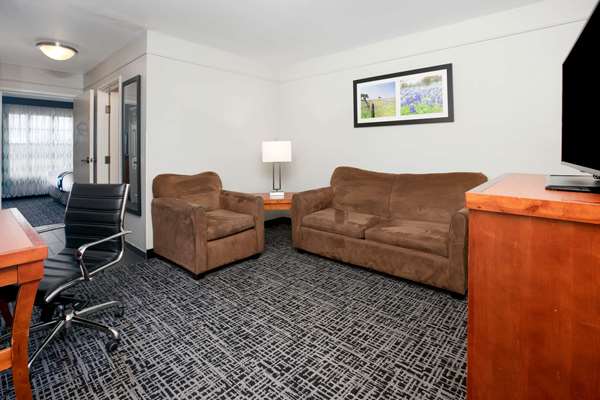 Suite - La Quinta Inn & Suites Rockwall